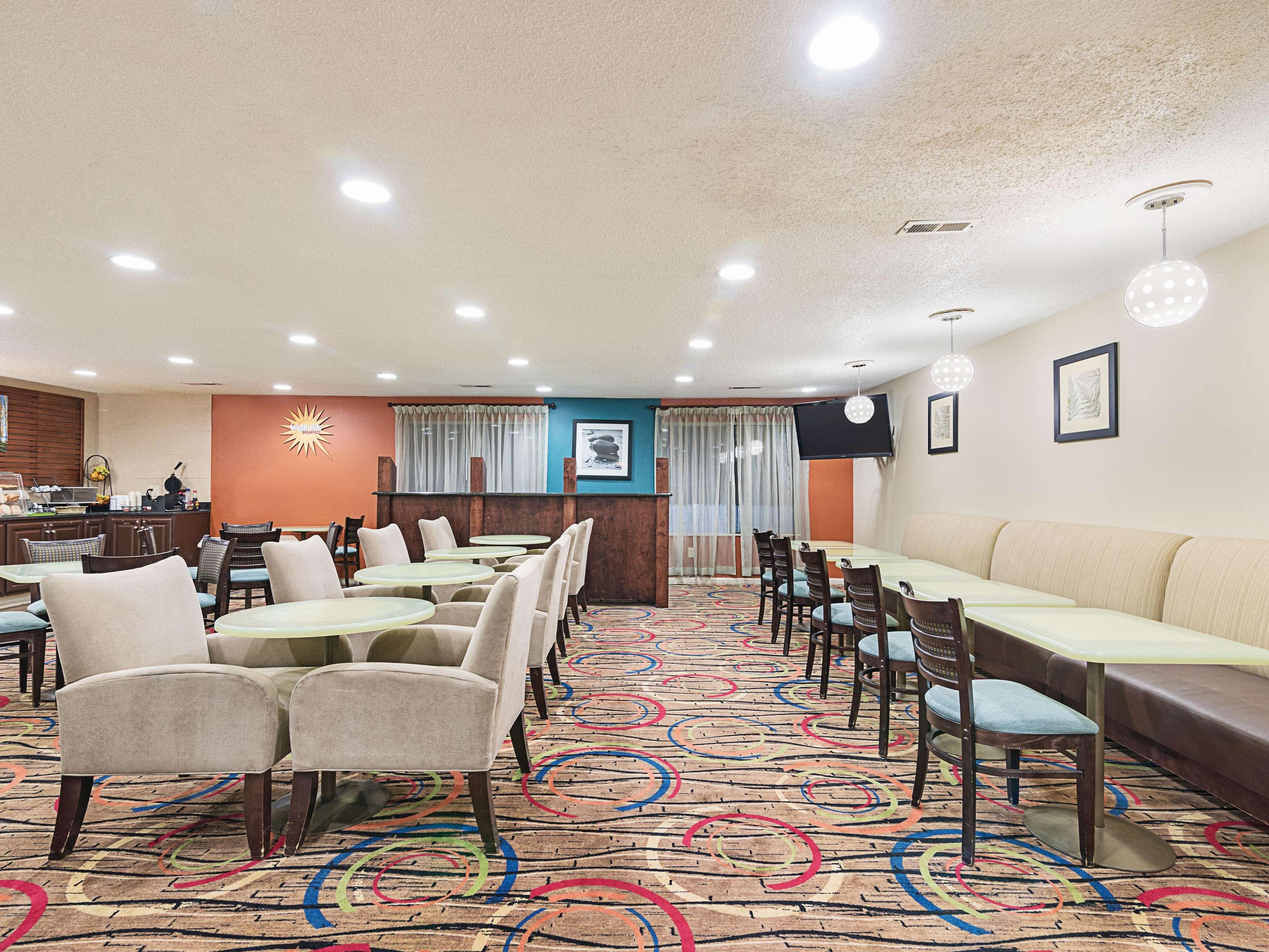 La Quinta Inn By Wyndham Decatur Alabama Екстериор снимка