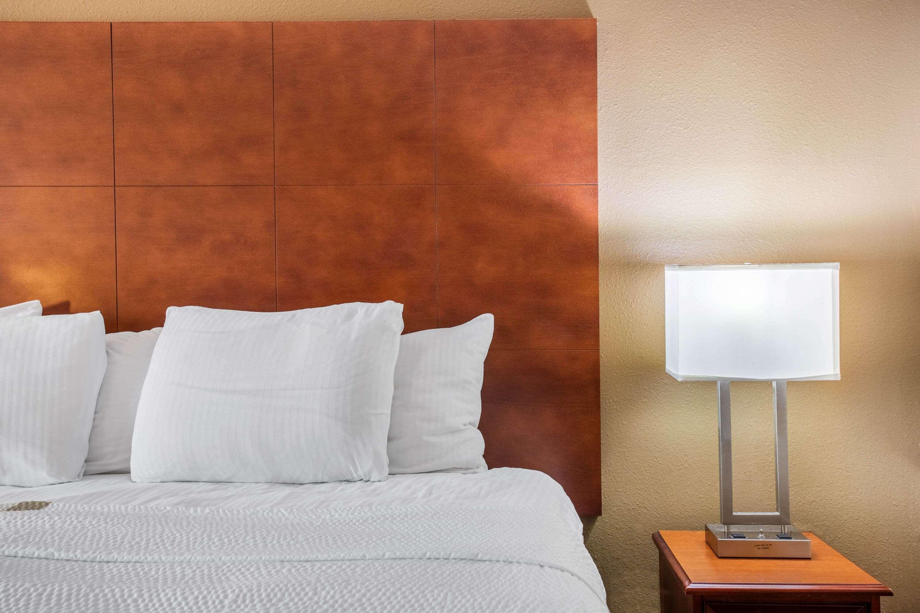 La Quinta Inn By Wyndham Decatur Alabama Екстериор снимка