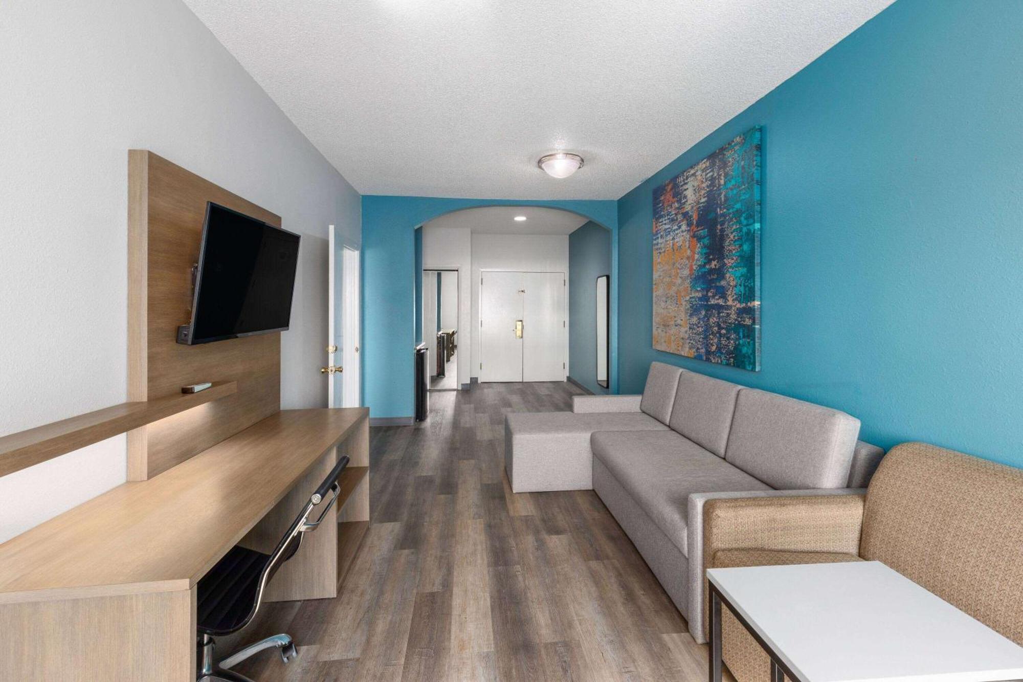 La Quinta Inn By Wyndham Decatur Alabama Екстериор снимка