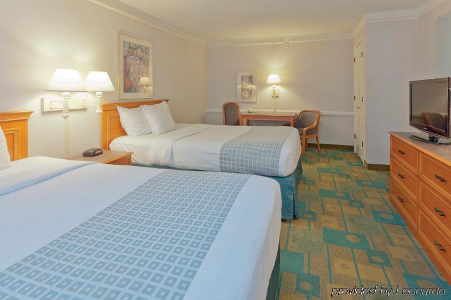 La Quinta Inn By Wyndham Decatur Alabama Екстериор снимка